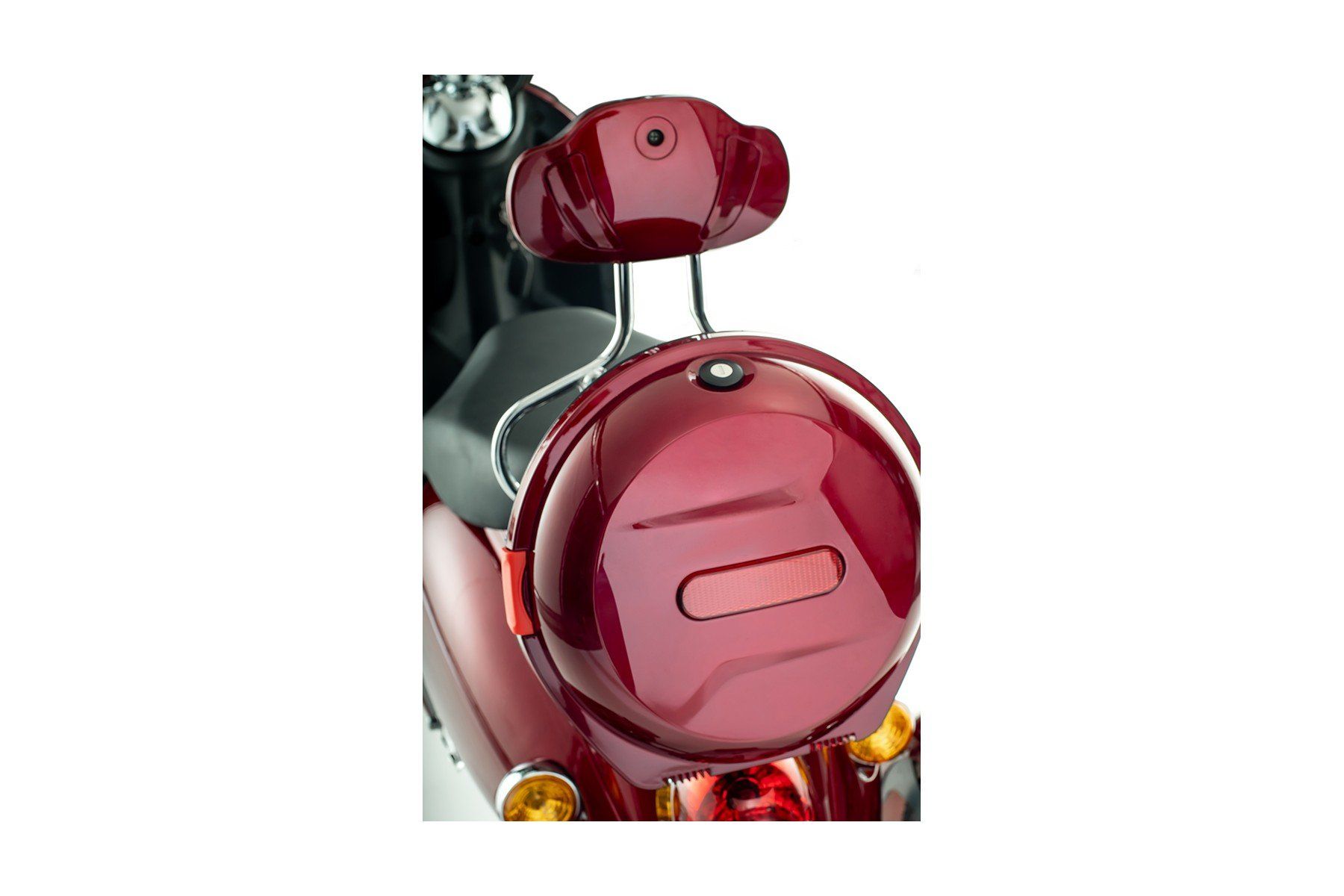 Scooter électrique 3 roues VELECO ZT63 homologué route - Confort et sécurité pour PMR et seniors