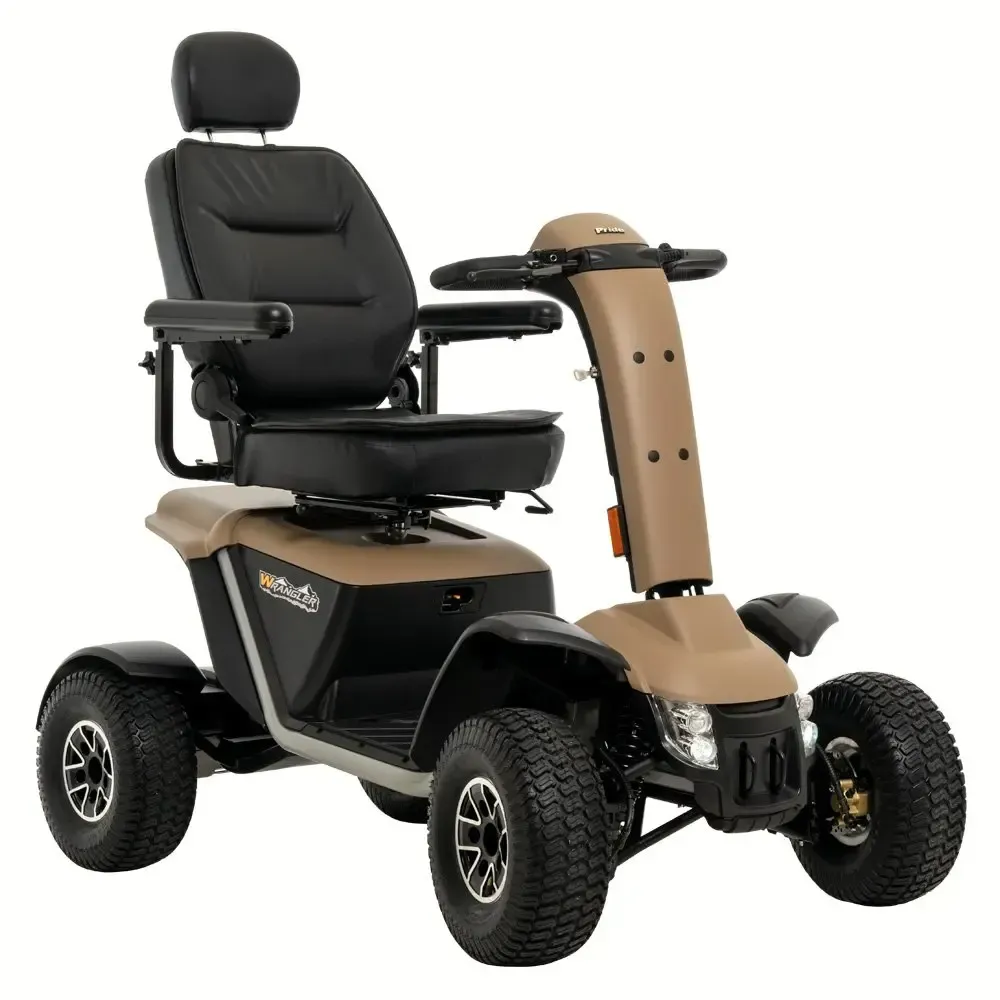 Scooter électrique tout-terrain Pride Ranger Wrangler, robuste et puissant, adapté à la mobilité réduite, présenté par PMR France