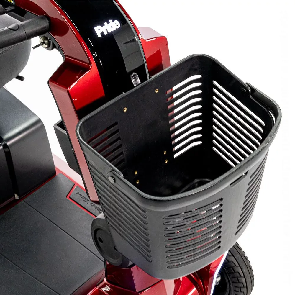 Scooter électrique Zero Turn 10 de Pride Mobility. Manœuvrez aisément grâce au système iTurn et à la suspension CTS