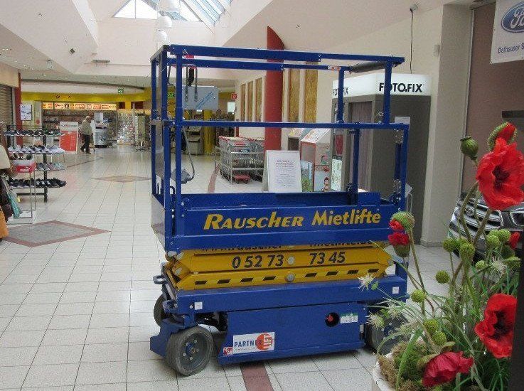 Scherenbühne SkyJack SJ 3215