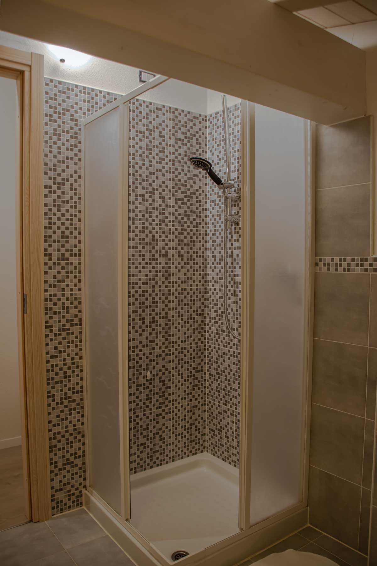 Particolare doccia Appartamento 1