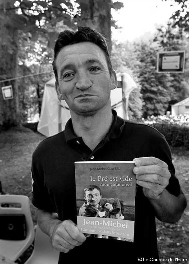 Jean Michel CLAVEAU