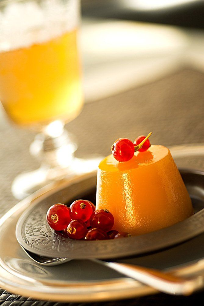 Fotografía de postre tipo flan, tocino del cielo.