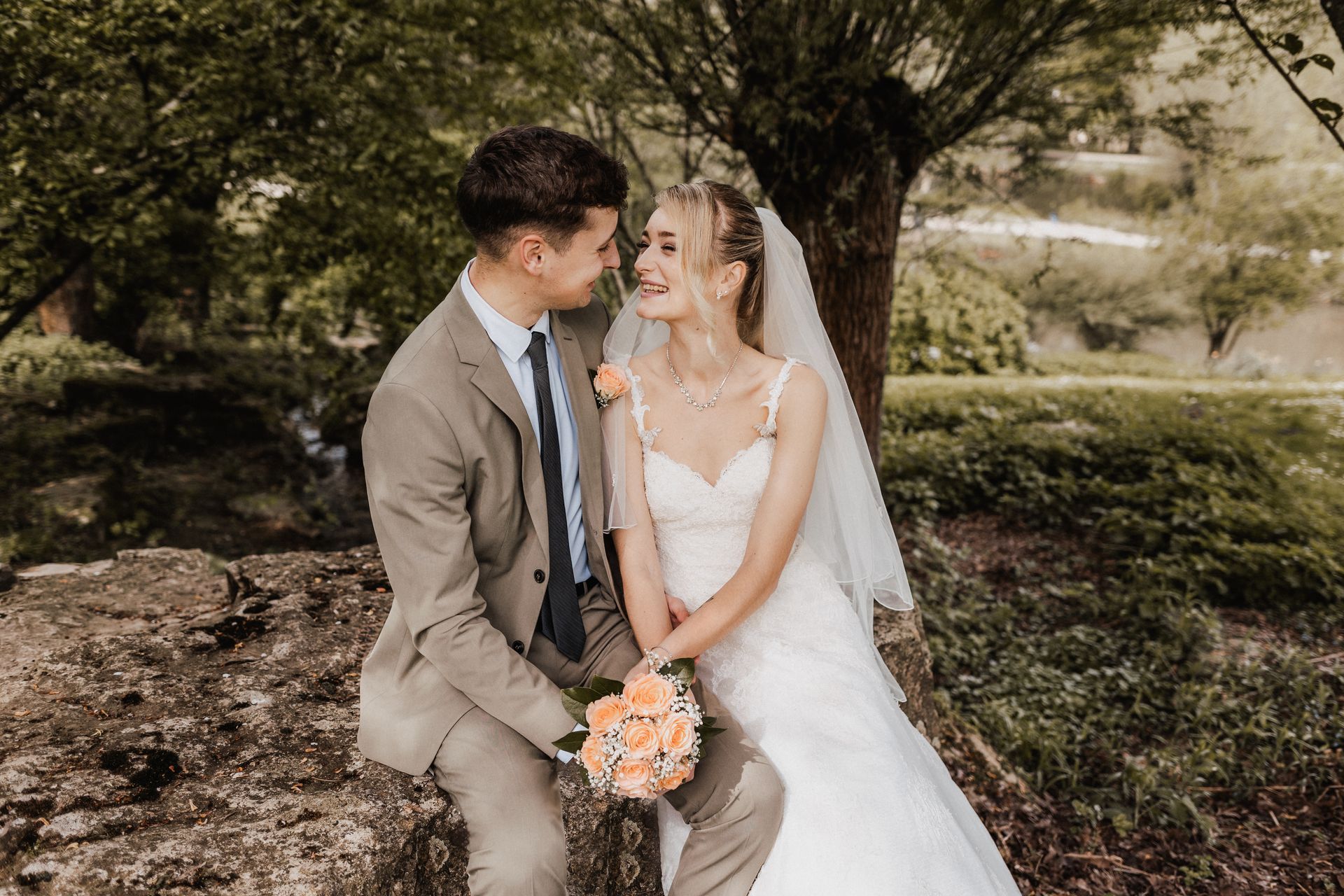 Brautpaar im Kurpark Bad Sassendorf