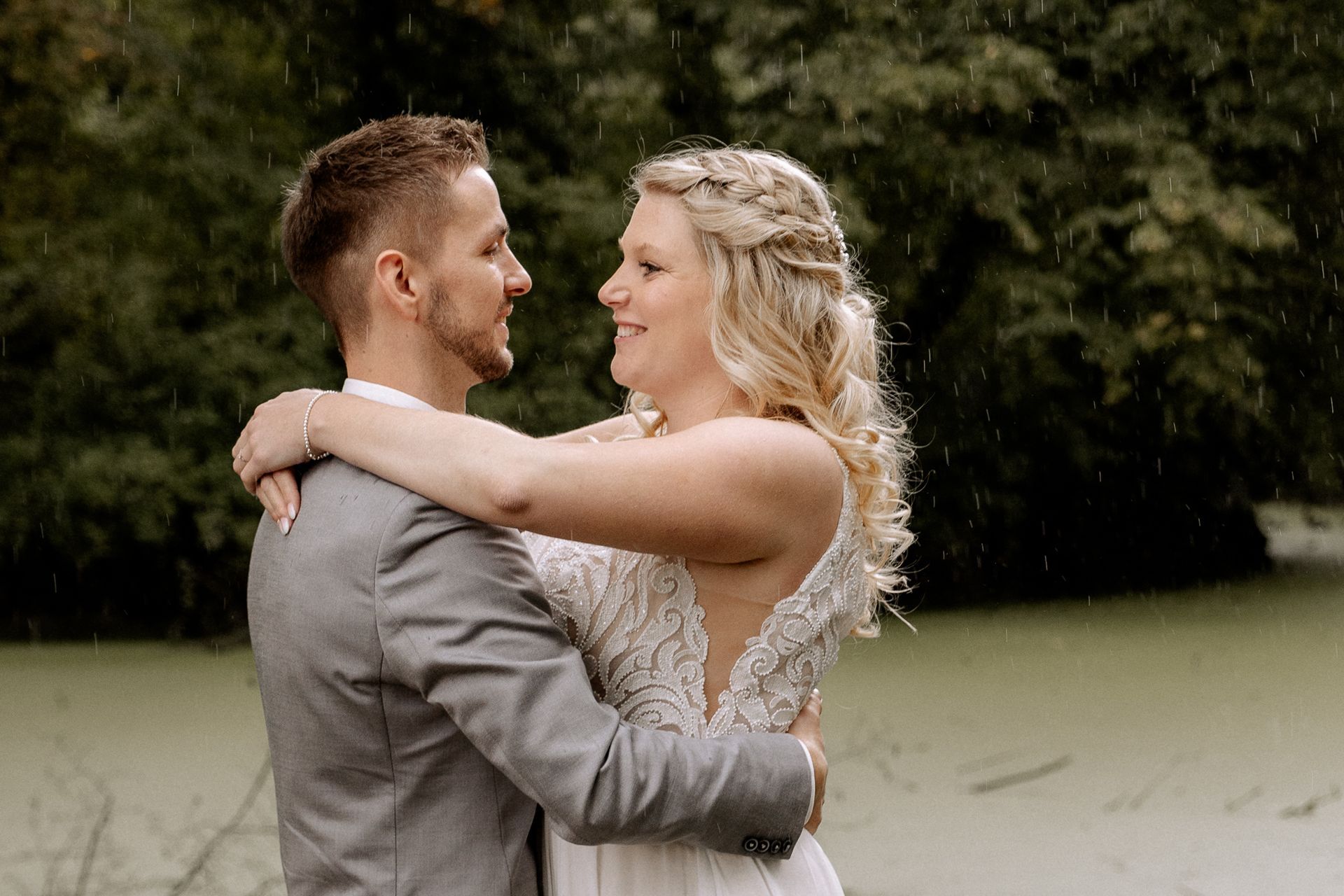 Brautpaar am Ententeich Schloss Hovestadt