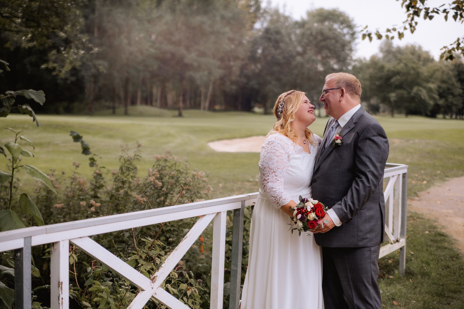 Brücke Brautpaar Wiesenhaus Hochzeit Lippstadt