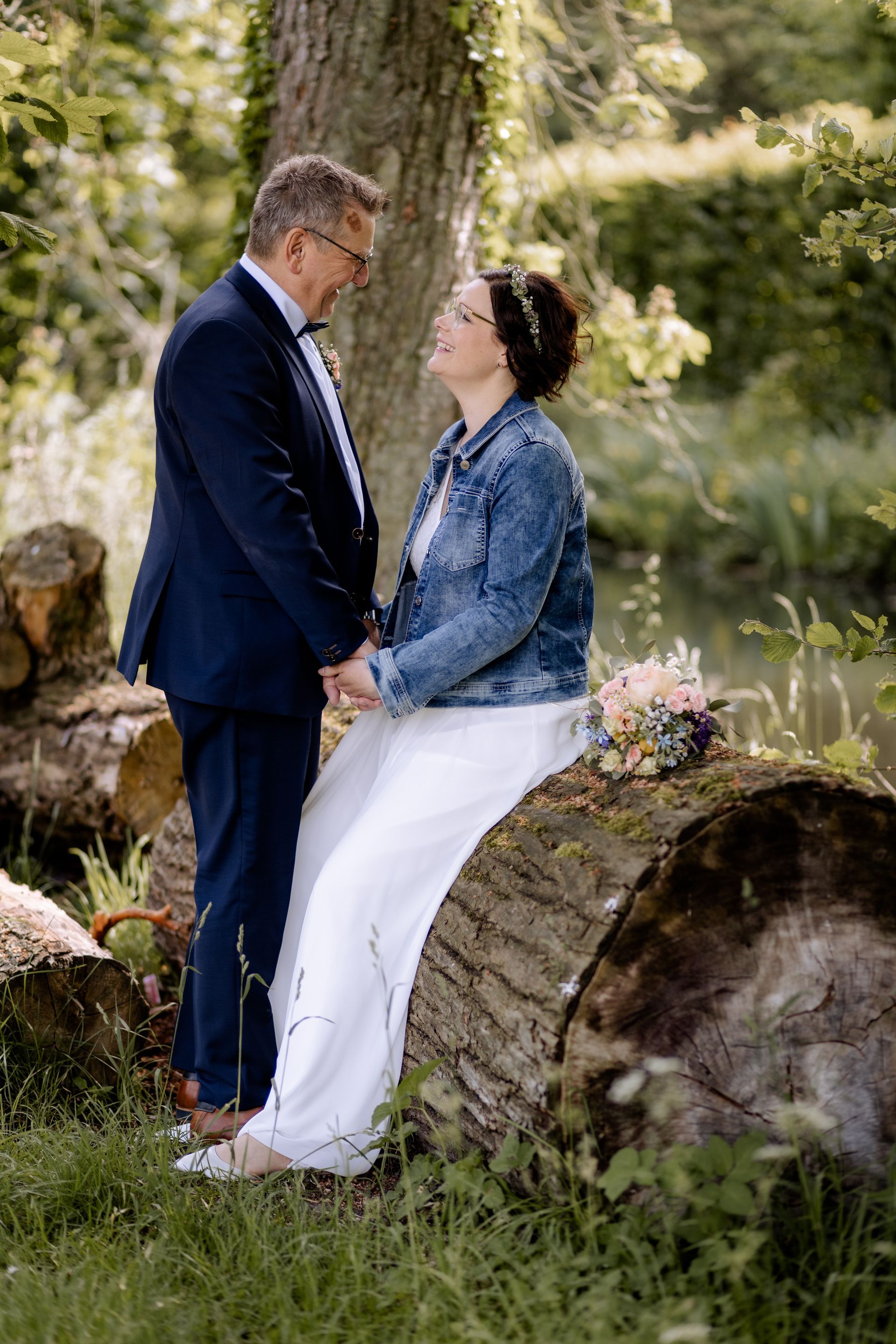 Brautpaar Baumstumpf Hochzeit Lippetal