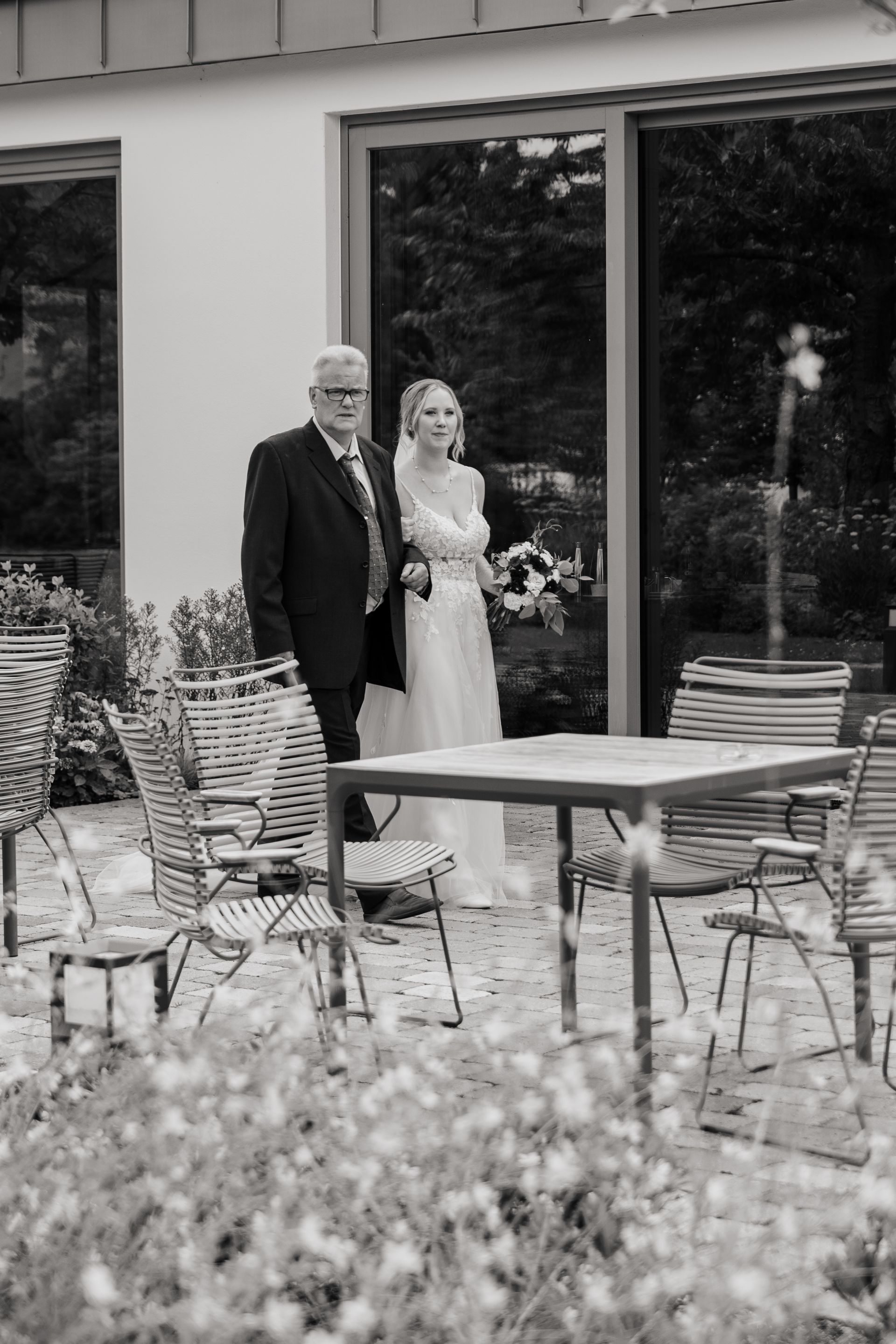 Deutsch Griechische Hochzeit im Rittergut Stoermede Einschritt