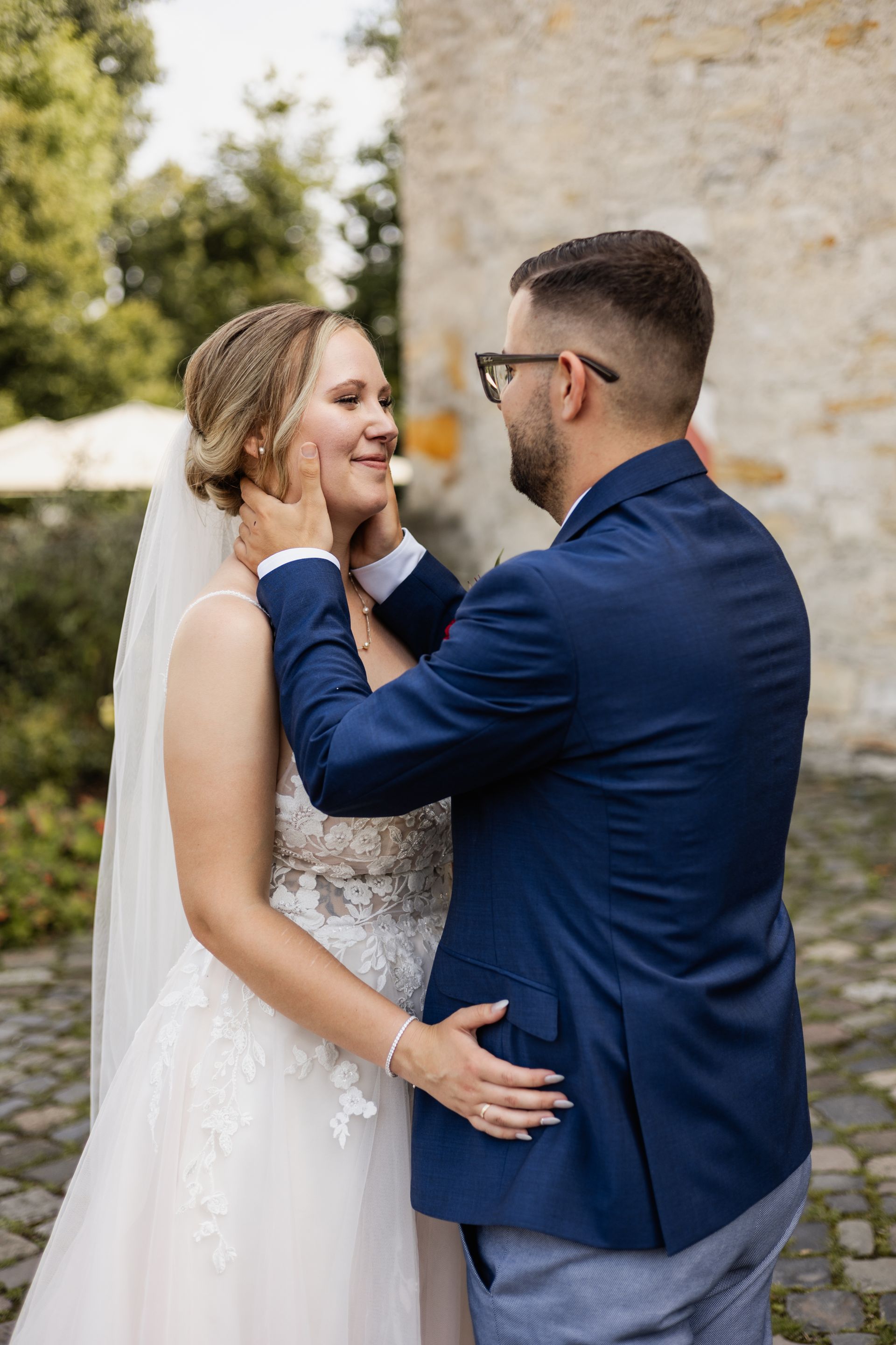 Deutsch Griechische Hochzeit im Rittergut Stoermede Brautpaar