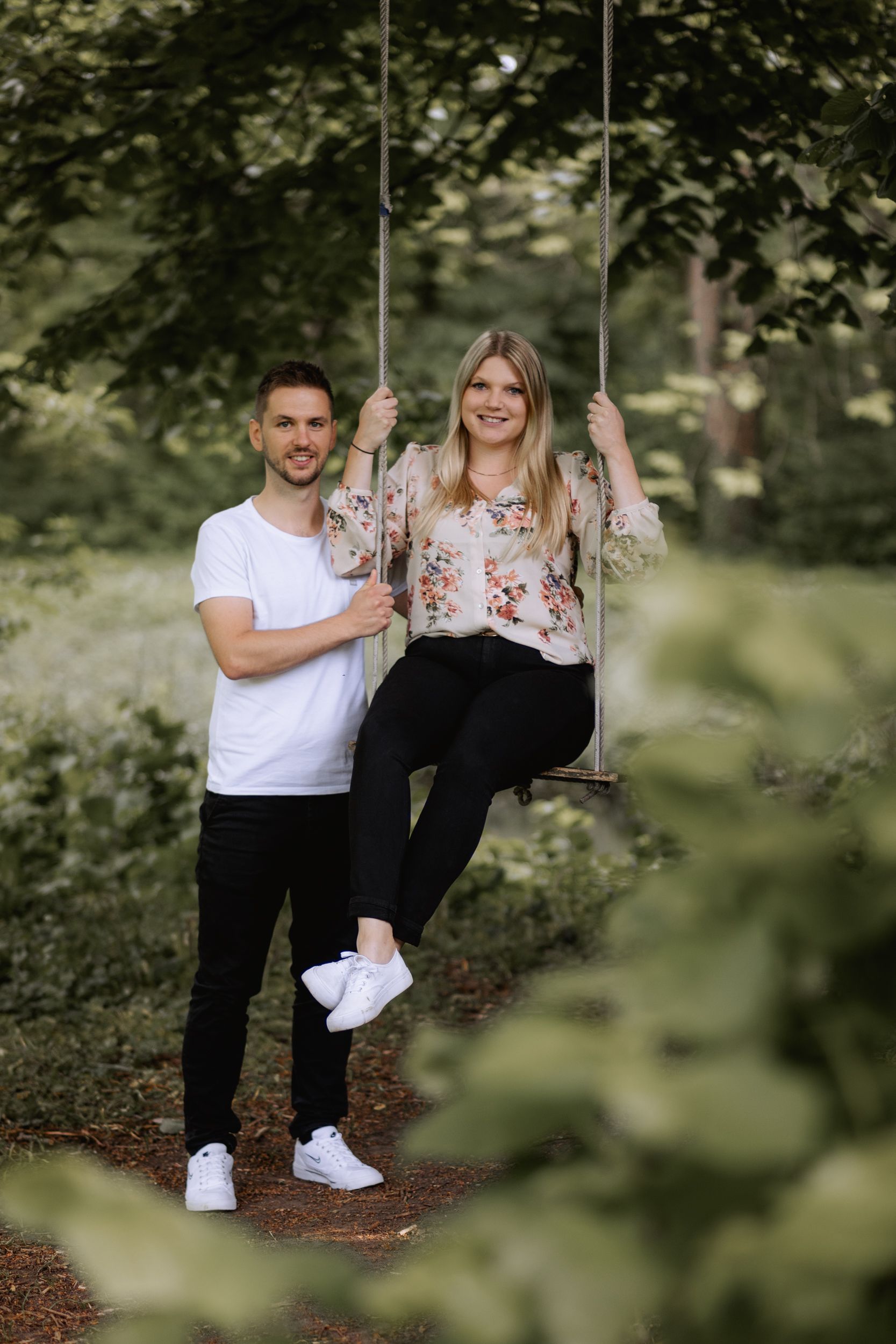 Paar mit Schaukel Fotoshooting Soest