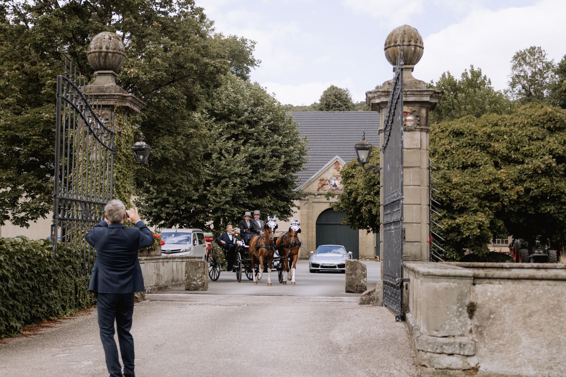 Einfahrt Kutsche Schloss Körtlinghausen