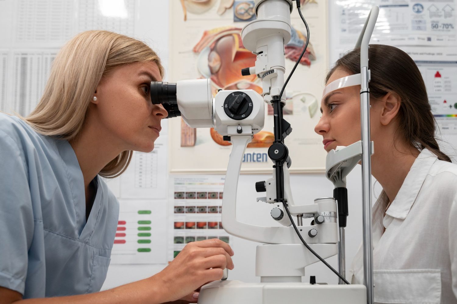 l’ophtalmologue ne perçoit qu’une infime partie du vitré, sauf s’il est extrêmement chargé ou pathologique.