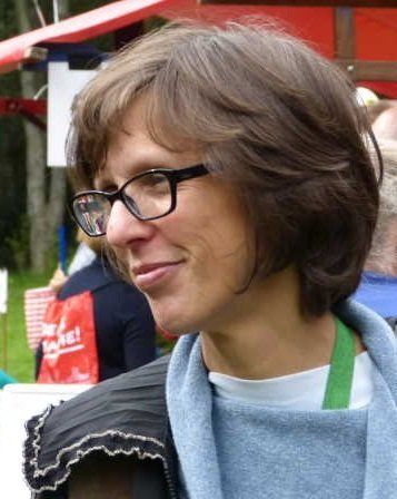 Claudia Scholz bei einer Veranstaltung von Family & Friends e. V.