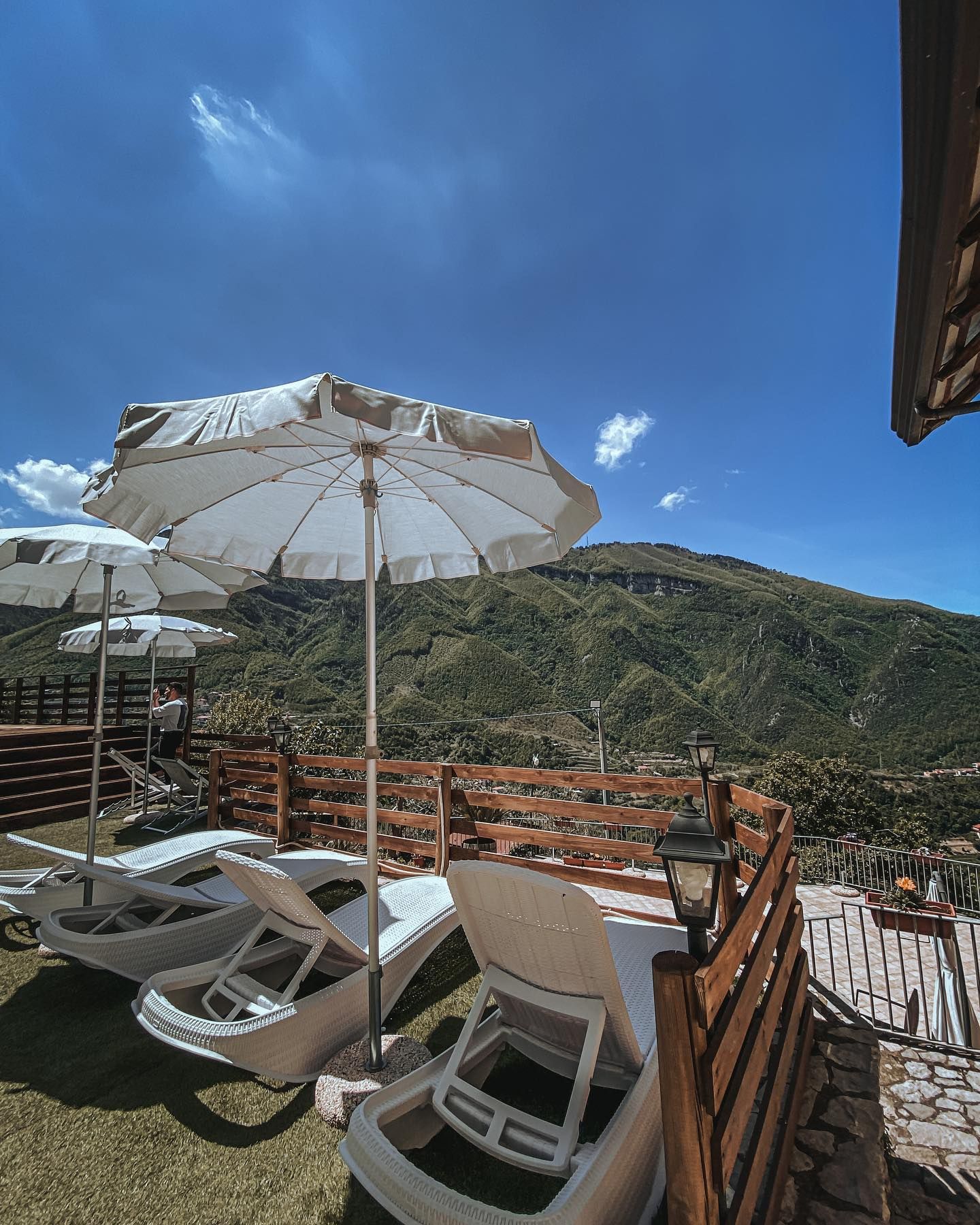 Ombrellone e sdraio della struttura