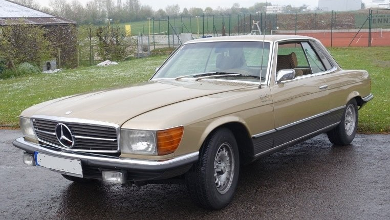 Die siebziger und achtziger Jahre SL Modelle sind im Laufe der Jahre immer beliebter geworden. Man sieht die Oldtimer regelmäßig in größerer Zahl bei Oldtimer-Ralleys. Oldtimer mieten Stuttgart Heilbonn