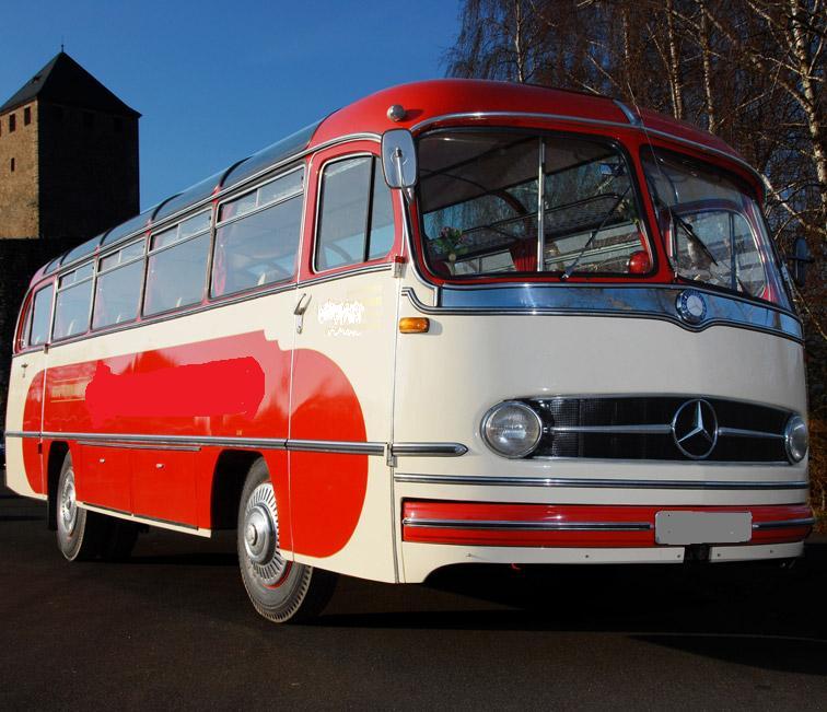Oldtimerbus mieten