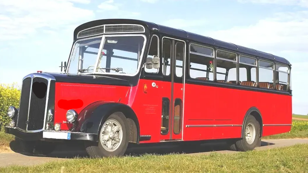 Sie mieten einen Oldtimerbus immer mit einem freundlichen und erfahrenen Busfahrer, beispielsweise für die Traum-Hochzeit als Hochzeitsbus. Außer in Karlsruhe zum Beispiel auch in Bruchsal, Bretten, bis Eppingen und Heilbronn sowie im ganzen Kraichgau. Oldtimerbus mieten in Karlsruhe