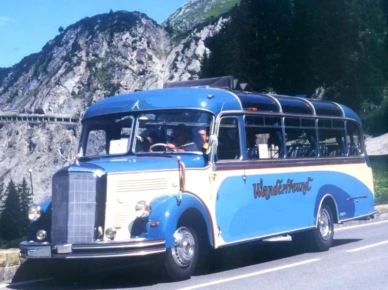 Oldtimerbus mieten in Stuttgart
