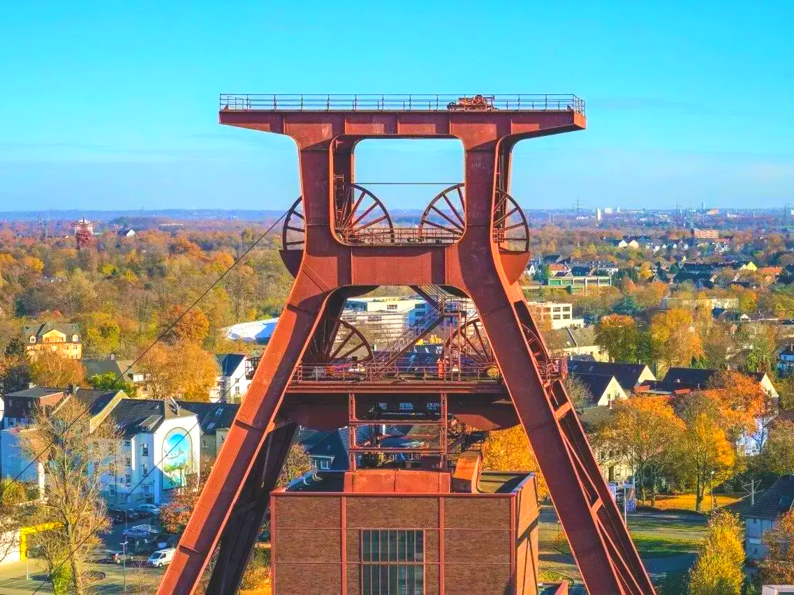 Oldtimerbus mieten im Ruhrgebiet und in NRW: Köln Bonn Düsseldorf Essen Aachen Münster Bielefeld Oldtimer mieten Ruhrgebiet NRW