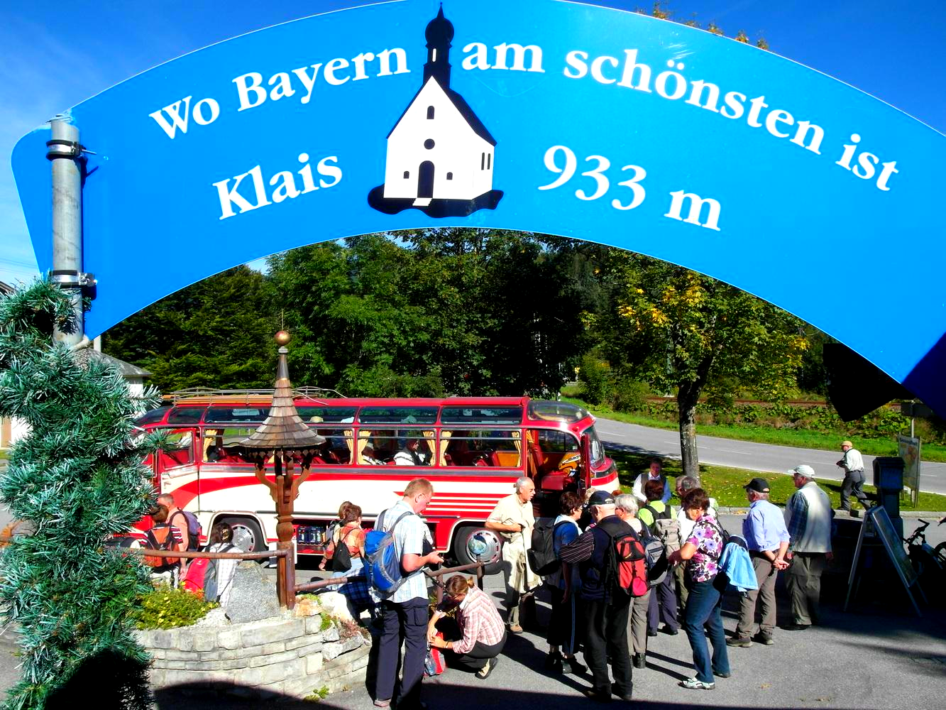 Gemütliche Oldtimerbusse mieten für eine Zeitreise in die  Oldtimerbusse mieten