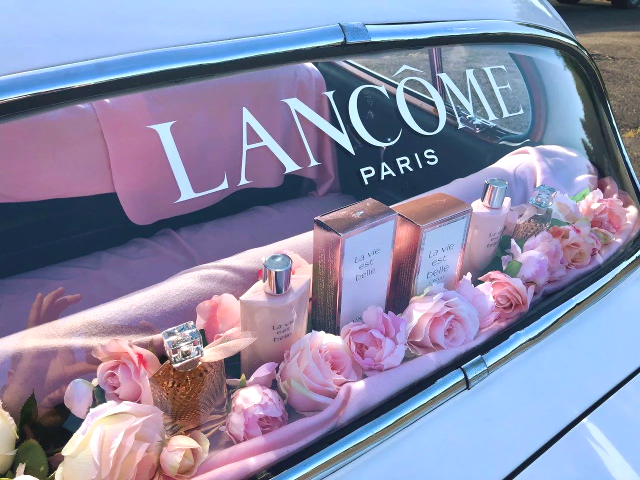 Überall, in Frankfurt, München und Stuttgart, wurden die Oldtimer hübsch dekoriert und ausgestattet. oldtimervermietung-incentive-stuttgart