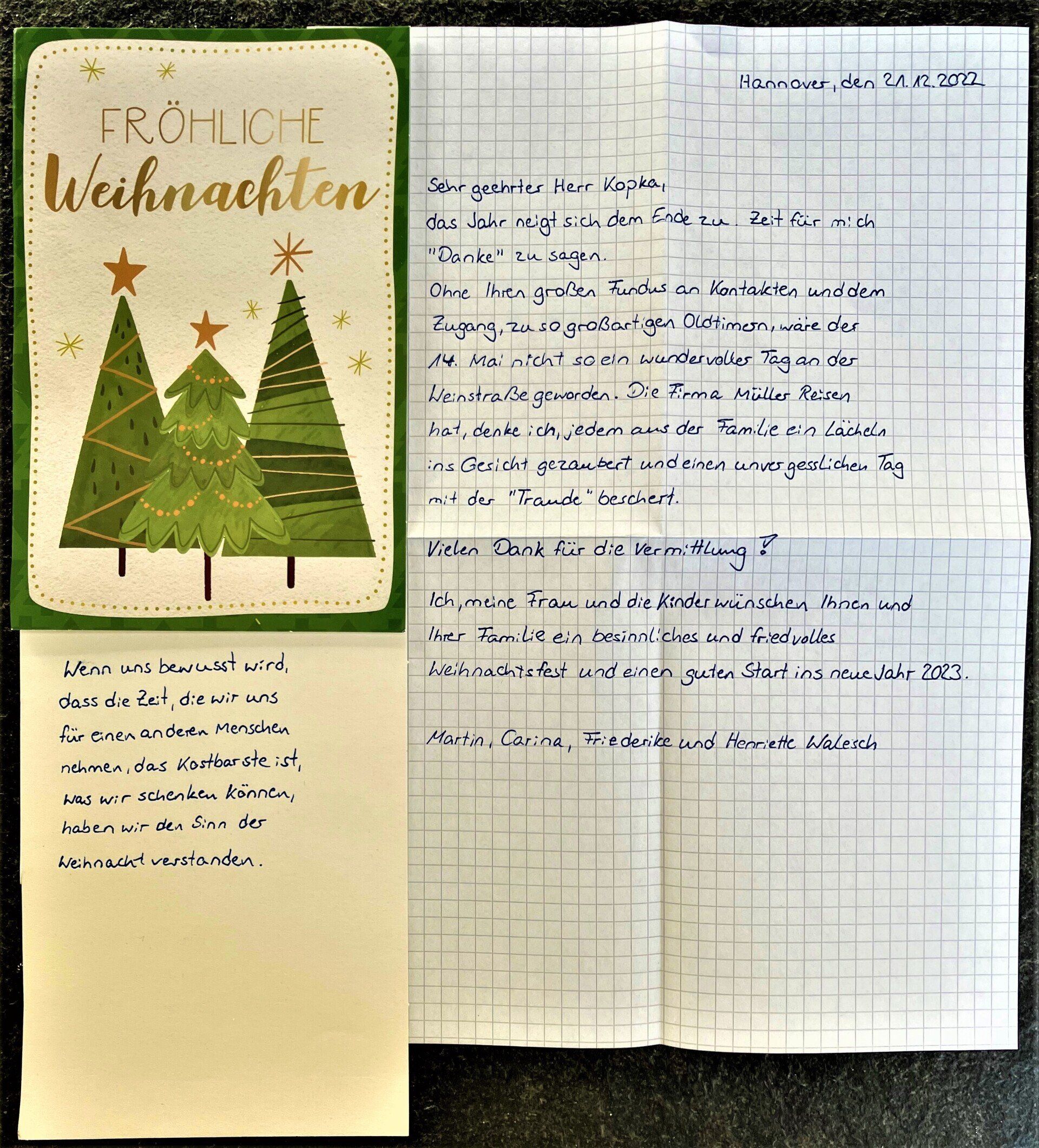 Ein tolles Hochzeitsbild zu der schönen Bewertung über das Oldtimer Hochzeitsauto. Oldtimer mieten Bewertungen