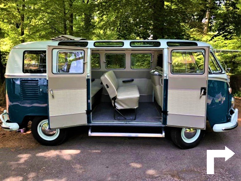 Der T1 Bus mit den 21 Fenstern ist da berühmte Bulli SAMBA Modell. Die erste VW Bus Modellreihe ist nicht nur als Hochzeitsauto beliebt. Wir vermieten den Bulli auch für Promotionzwecke und für Film und Fernsehen. VW T1 Bulli mieten Karlsruhe