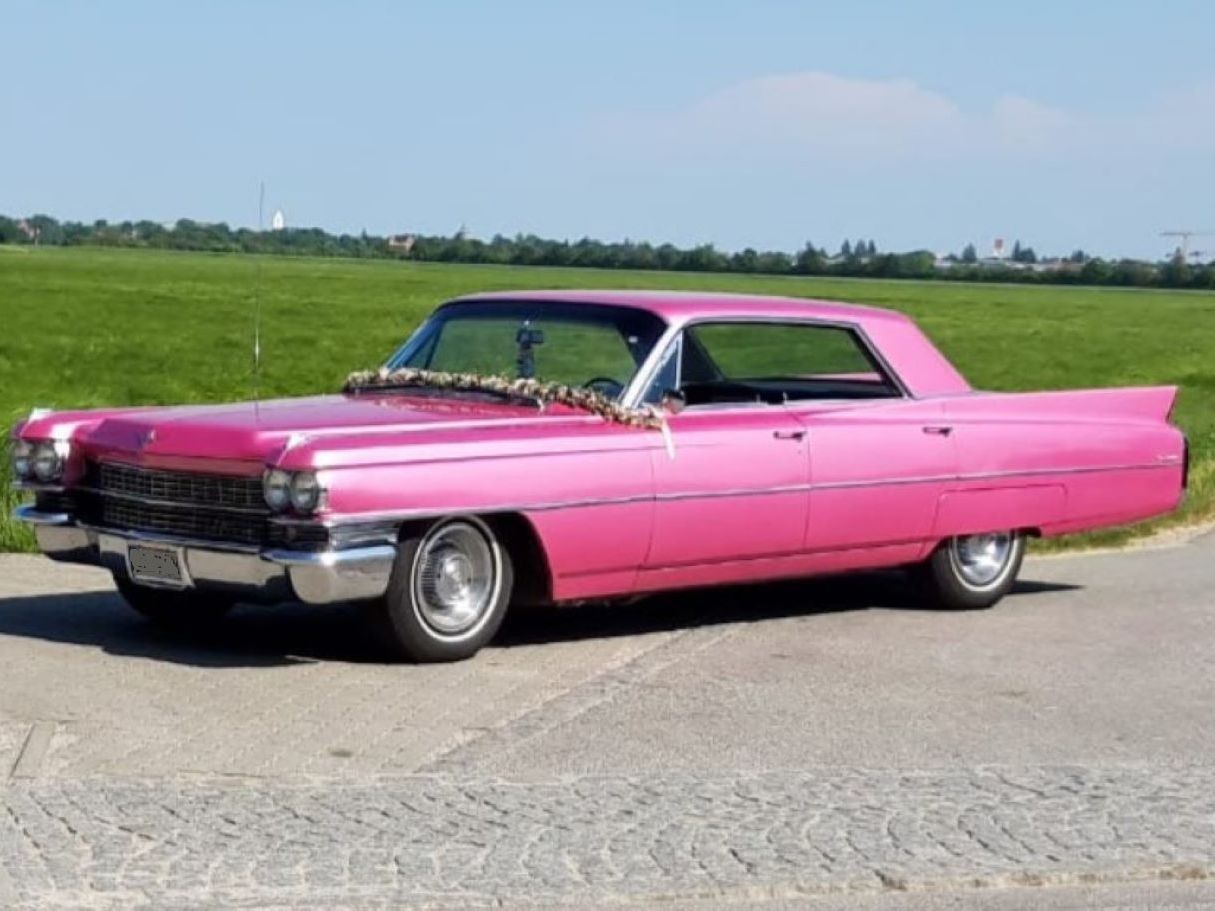 Den Cadillac als Hochzeitsauto mieten in München hochzeitsauto-mieten-muenchen
