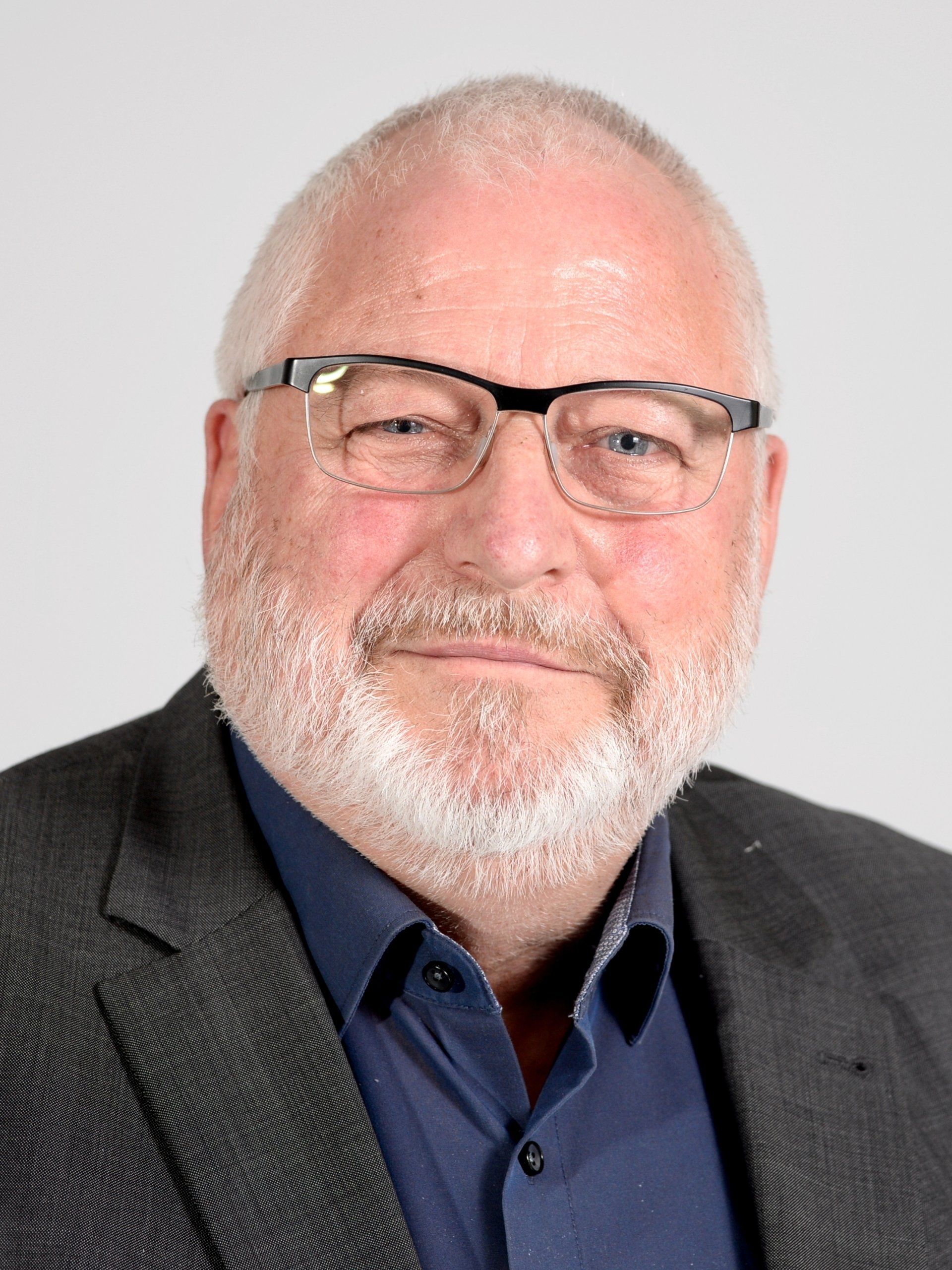 Karl Schultheis Karl Schultheis