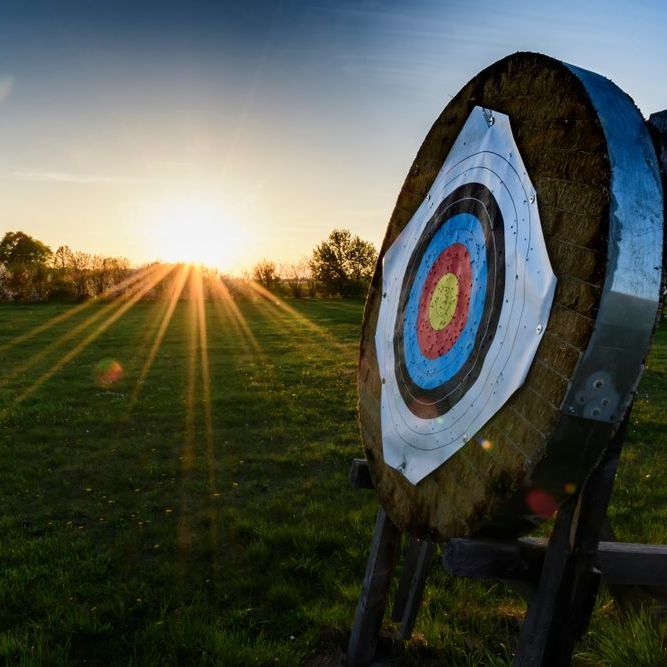 Fuerstliche Bogensportanlage Bad Waldsee, 3D Bogensportparcours, Bogenparcours, 3D Wiesenparcours, 3D Waldparcours, Feldparcours, Bogenkurse, 3D-Bogenschießen, Bogenschießen, Bogensport, Bogenschuetze, Einschießplatz, 4-Sterne-Hotel, Wohnmobilstellplatz, Bad Waldsee, Wohnwagen als Hotelzimmer, ueber 80 3D-Ziele