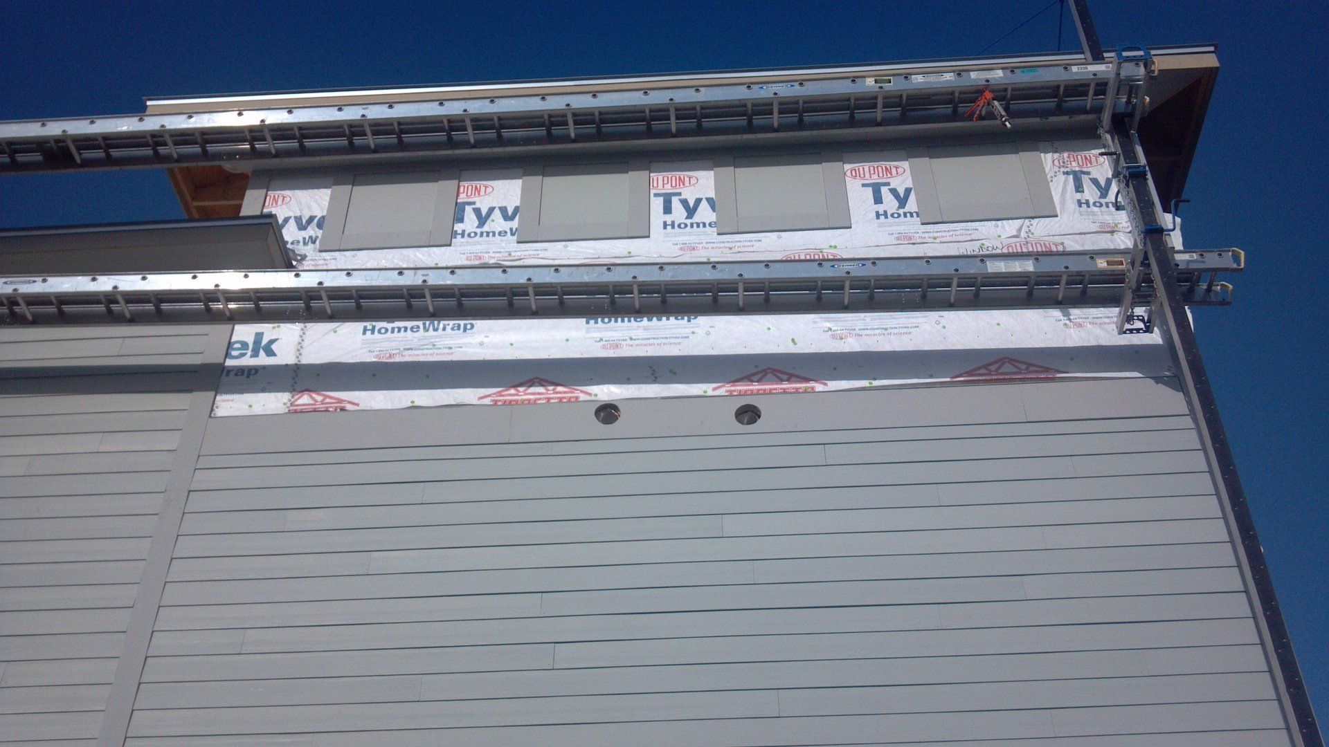 Build Before Siding Is Finished