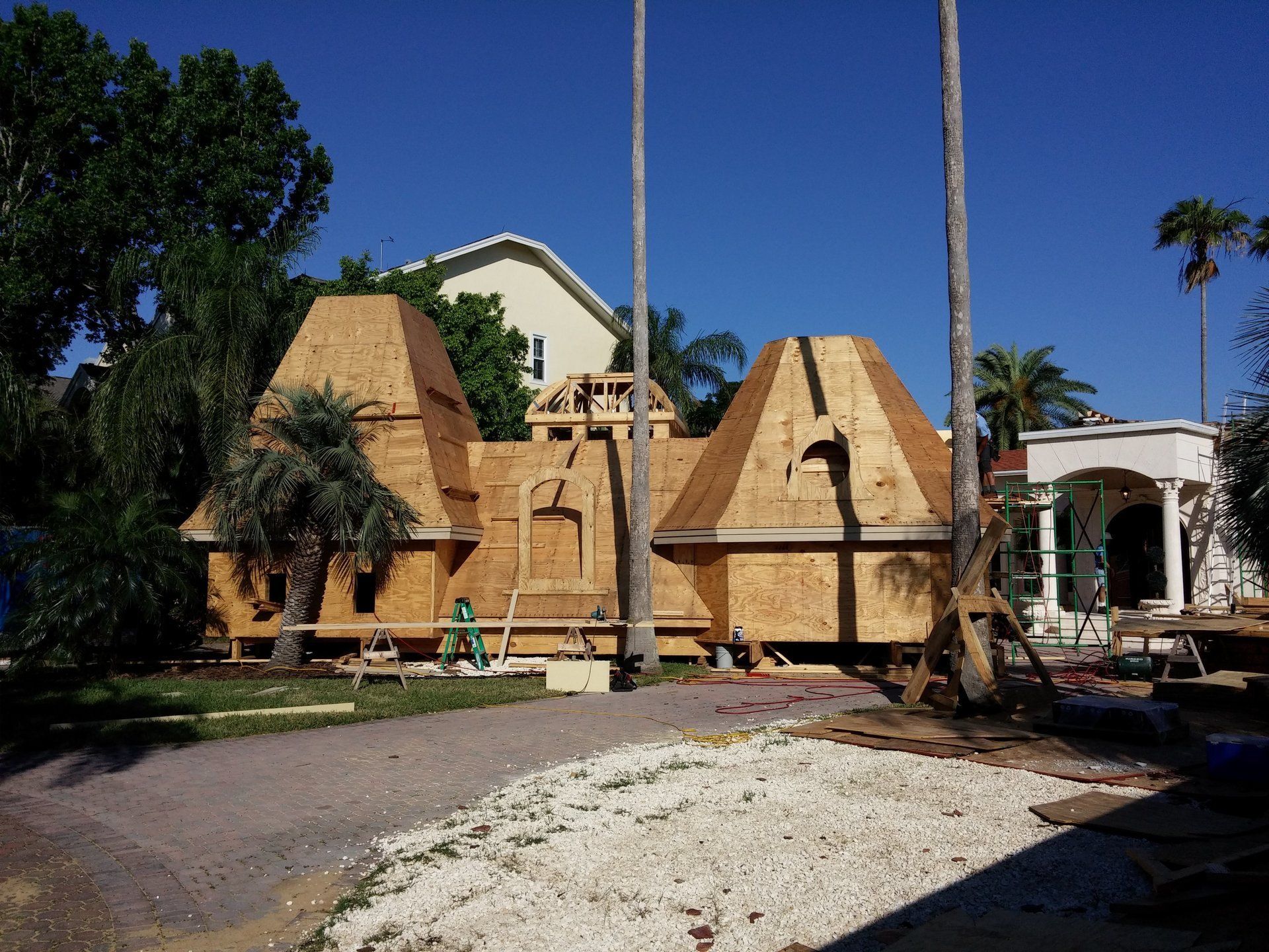 Framing a Modern Home