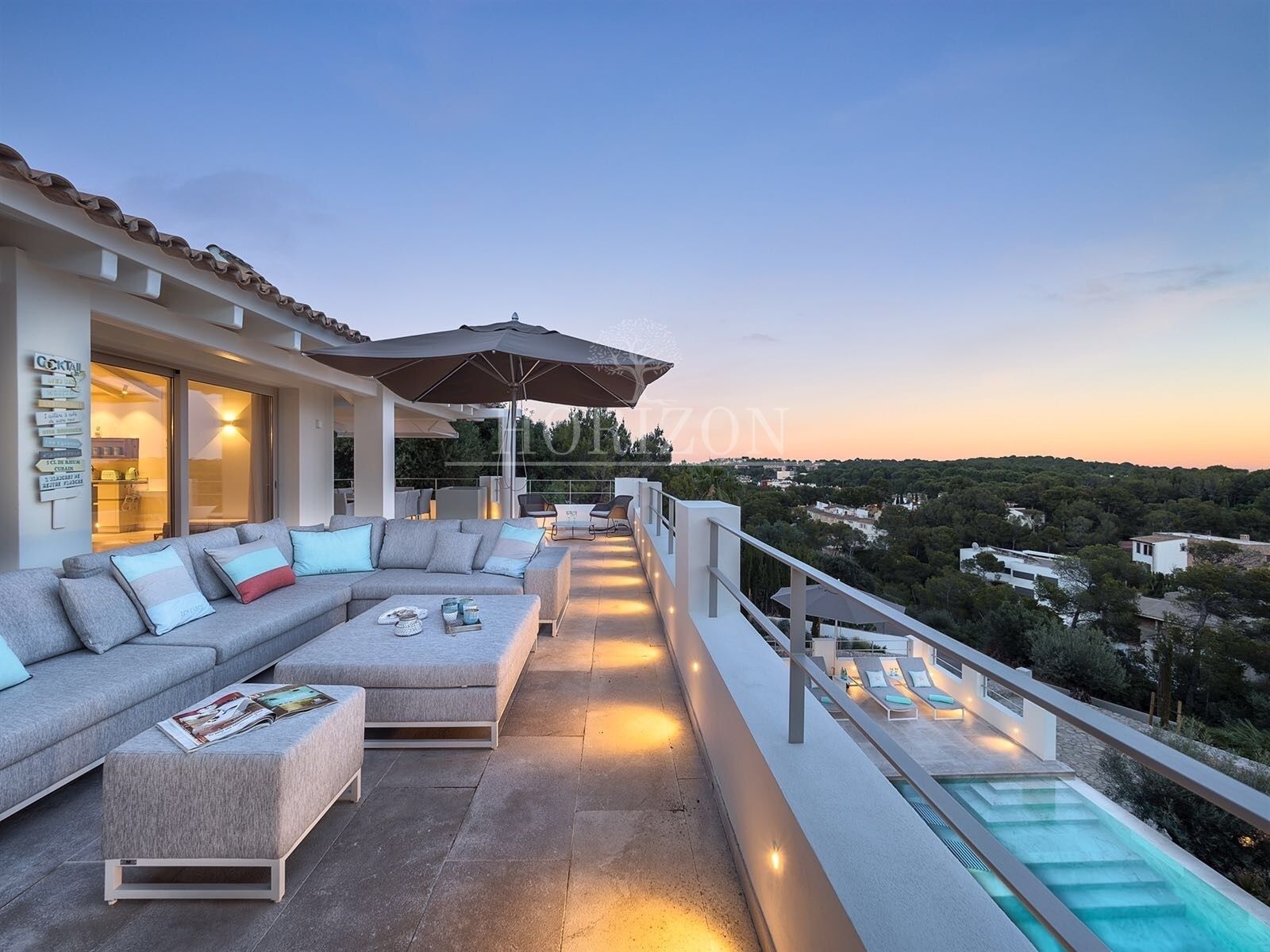 Exklusive Villa in Portals Nous mit Meerblick