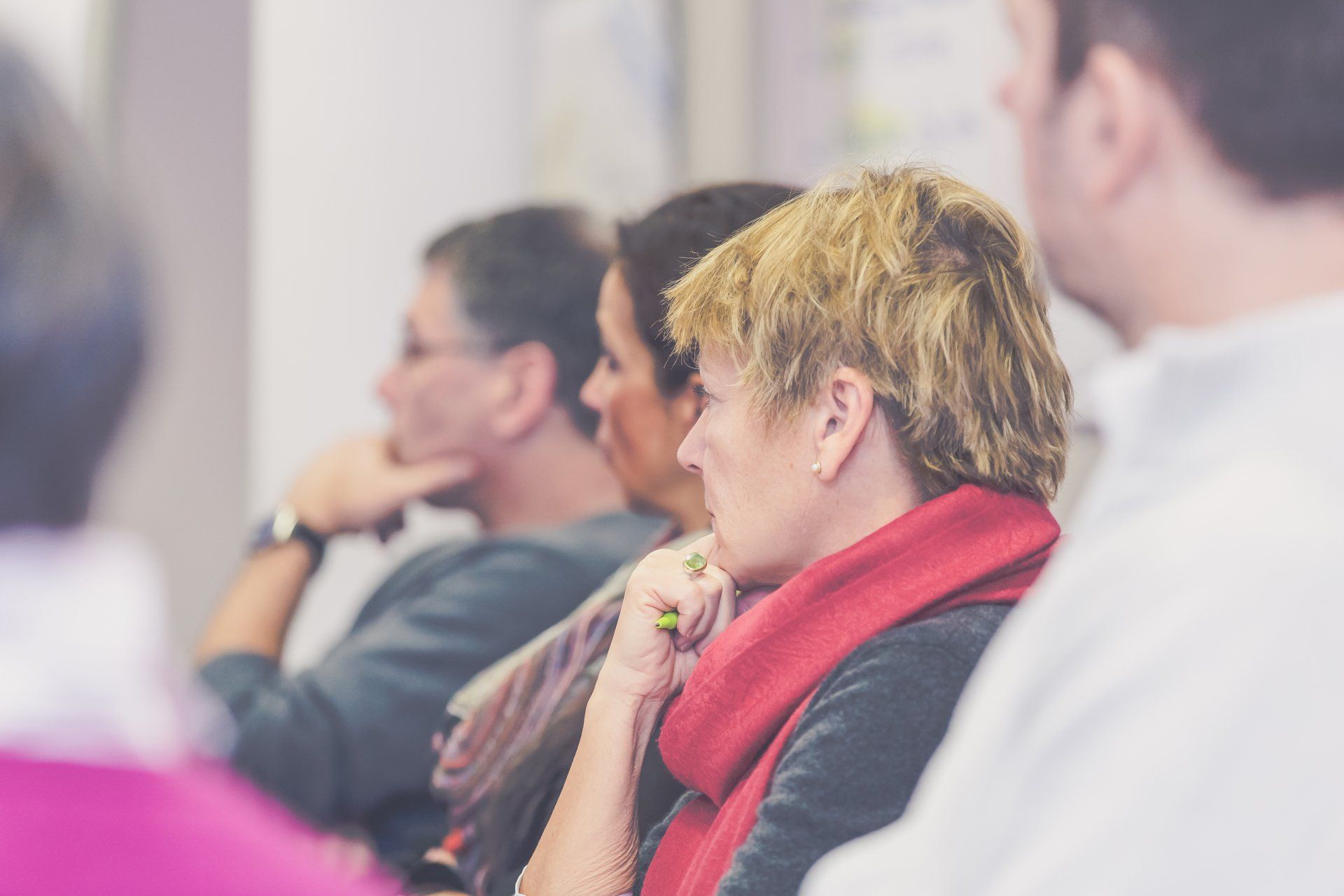 Mitarbeiterfortbildung, München, Zorneding, Führungskräftetraining, Neuroleading, Teambuilding, Kommunikationstraining, Ausbildung Wirtschaftsmediation, Ausbildung zum Mediator, Ausbildung zum Wirtschaftsmediator, Ausbildung zur Wirtschaftsmediatorin,