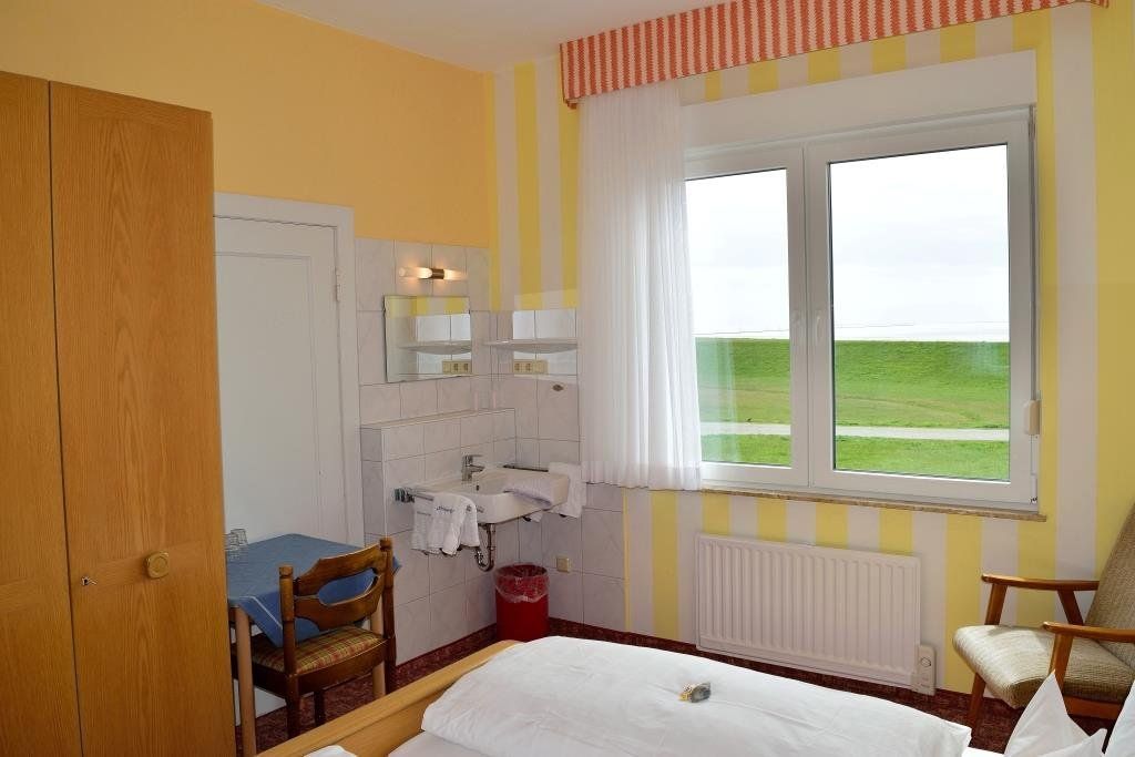 Zimmer mit Deichblick Urlaub bei Juistern