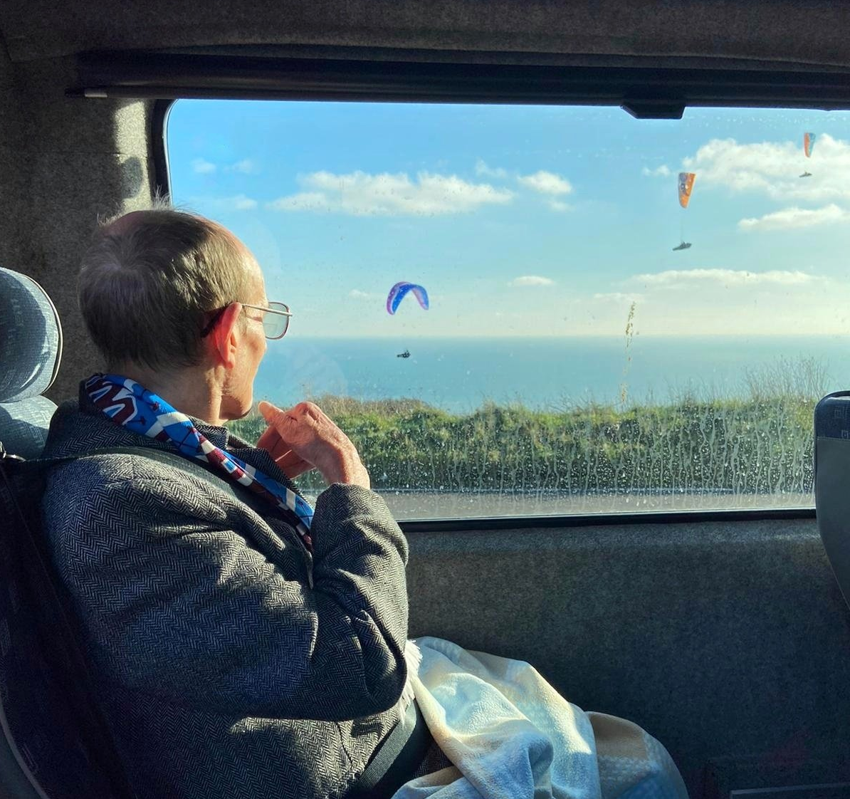 #activities #outings #adventure #Eastbourne #Sussex #Seaside #Handgliding #fun