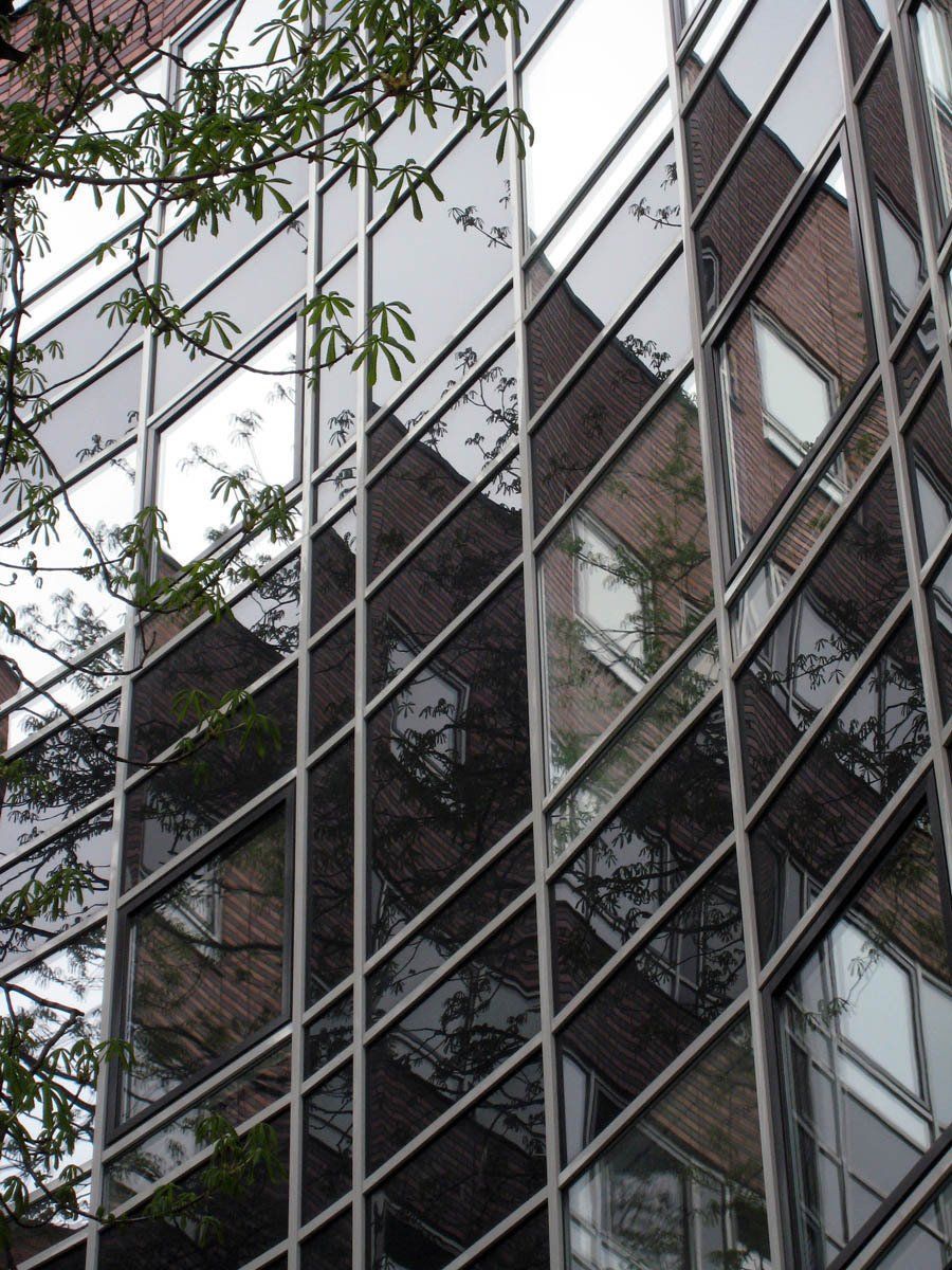 Architektur-Fotografie 3 - MÜNCHEN; Bildende Kunst; Zeitgenössische Fotografie; KUNST.HAUS am SEE; Werenzhainer Ziegelei 1; 03253 Doberlug-Kirchhain; Landkreis Elbe-Elster; Lausitz; Brandenburg; Deutschland