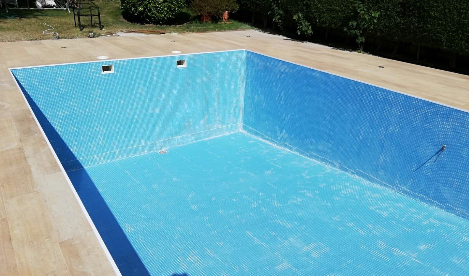 Reformas integrales Brunete piscina