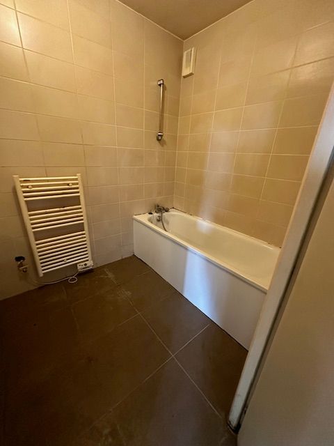 Salle de bain après nettoyage