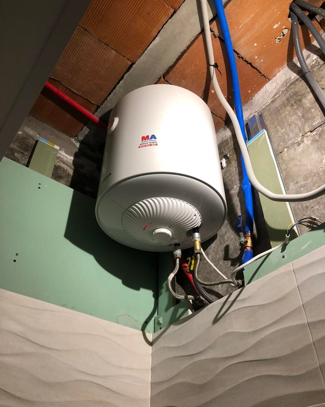 Fontaneros Madrid economicos Fontaneros Madrid Averias S.L.