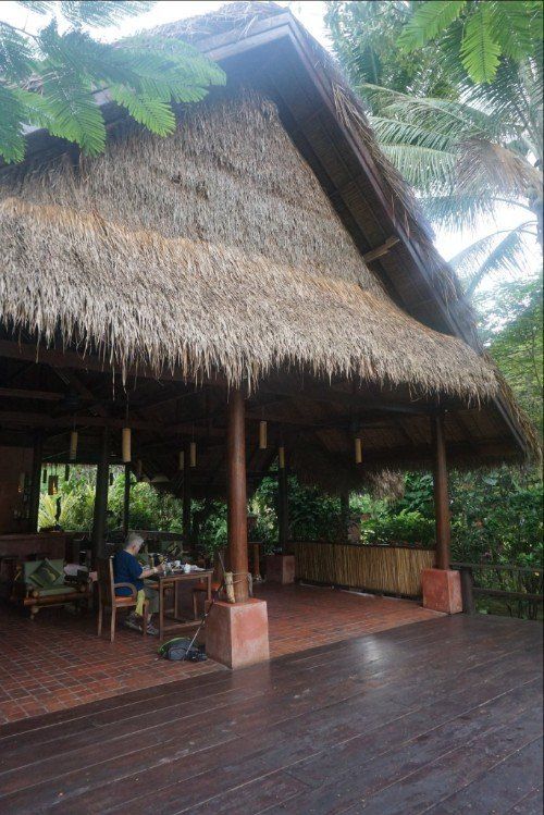 Muang La Lodge dining area photo (c) Alan M. Davis