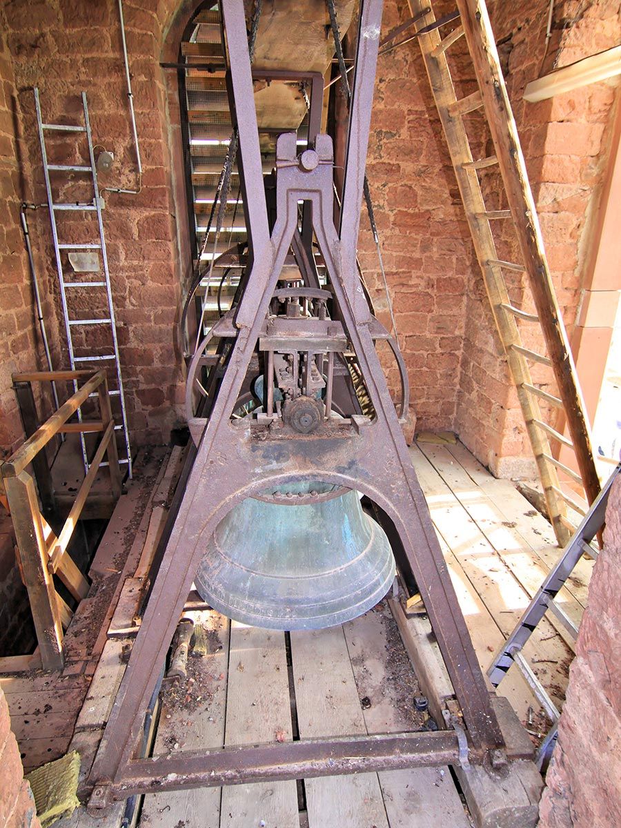 Glockenstuhl kath. Kirche Göcklingen Glockenstuhl kath. Kirche Göcklingen