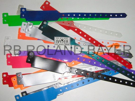 Plastikarmband 3-lagig mit Clipverschluß