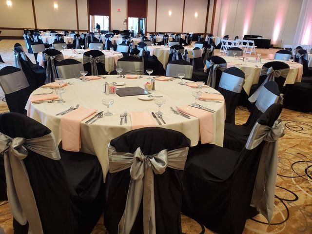 Chair Covers of Cincinnati