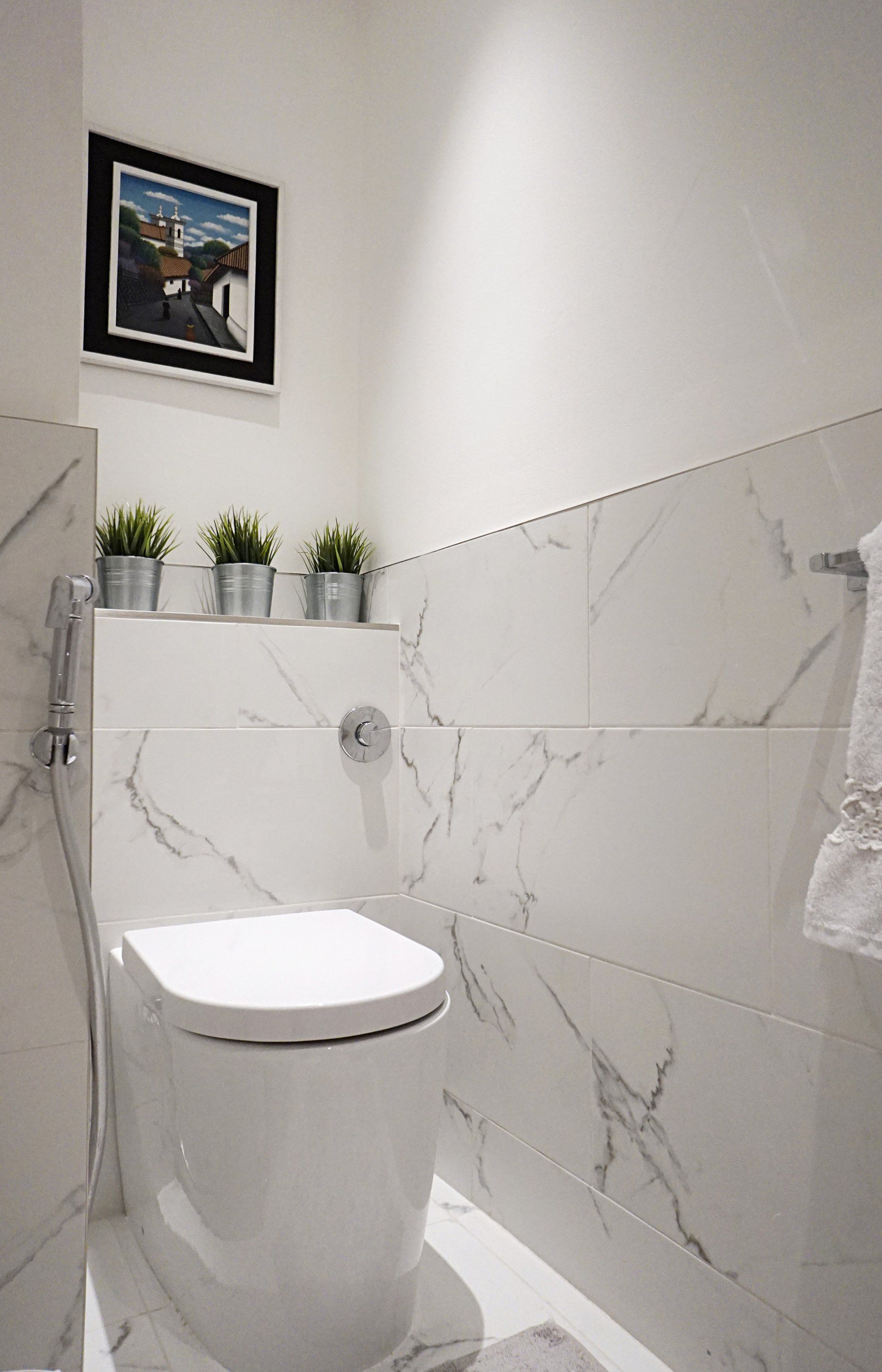 ground floor WC
