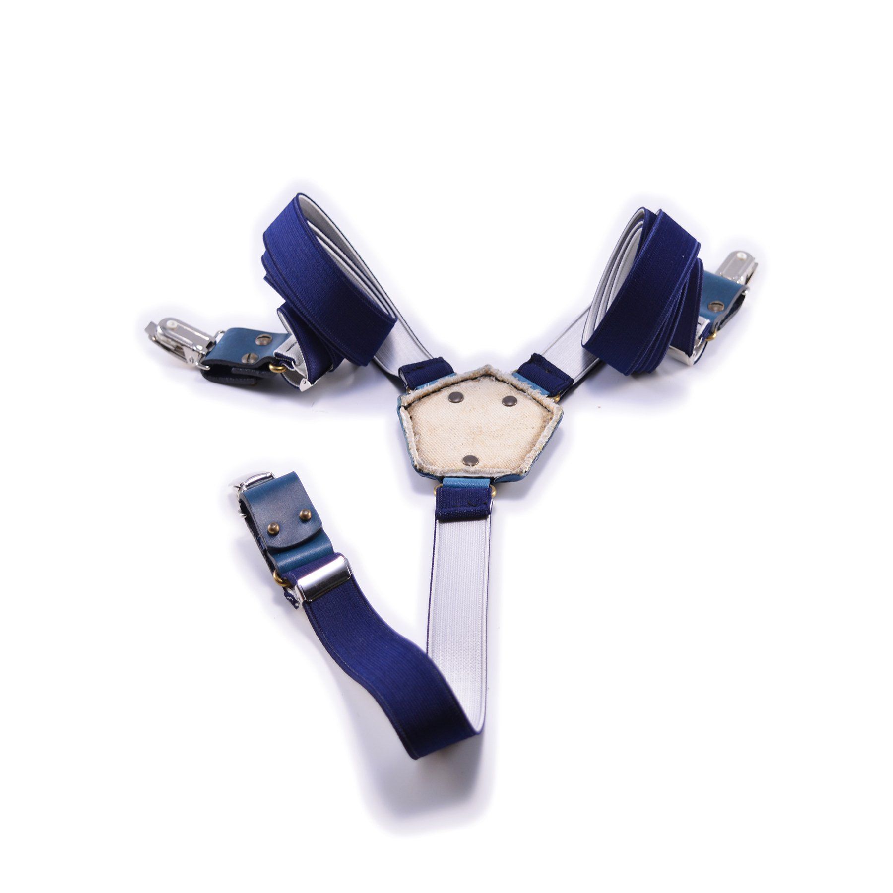 pangaea bretelle tiracche uomo donna in pelle blu dal riciclo di palloni da calcio dietro