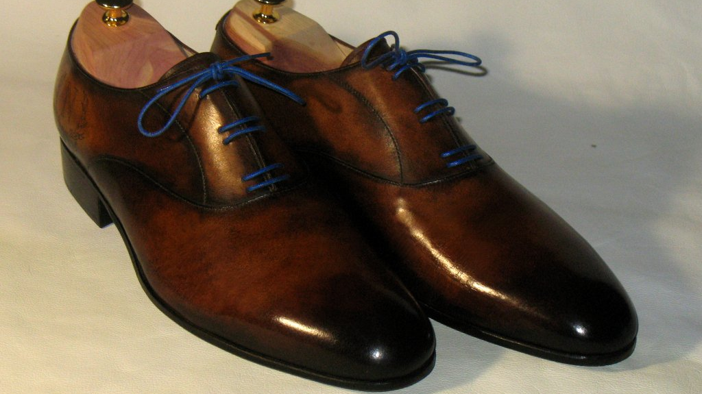 Ella patinée et tatouée