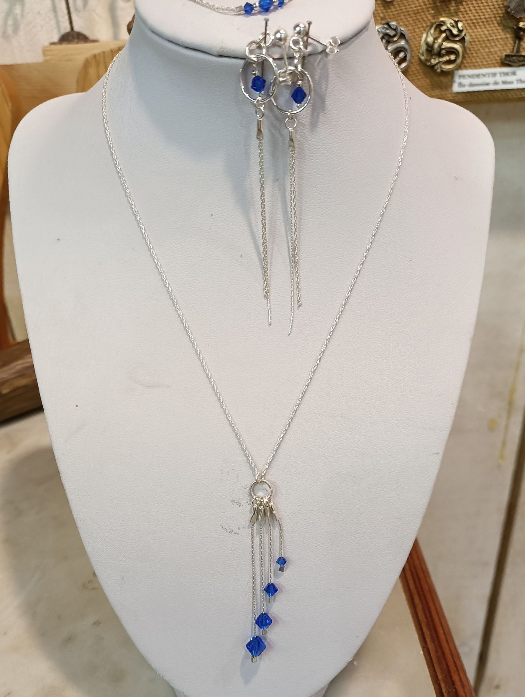 parure argent et cristal bleu parure argent et cristal bleu