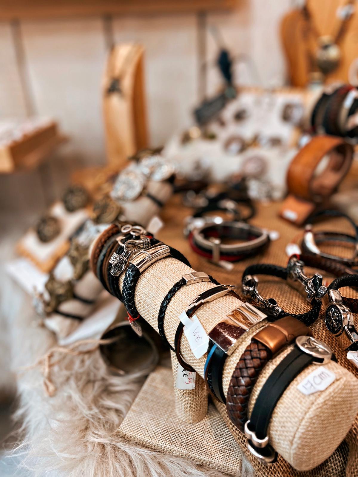 Bracelets cuir mixtes et acier