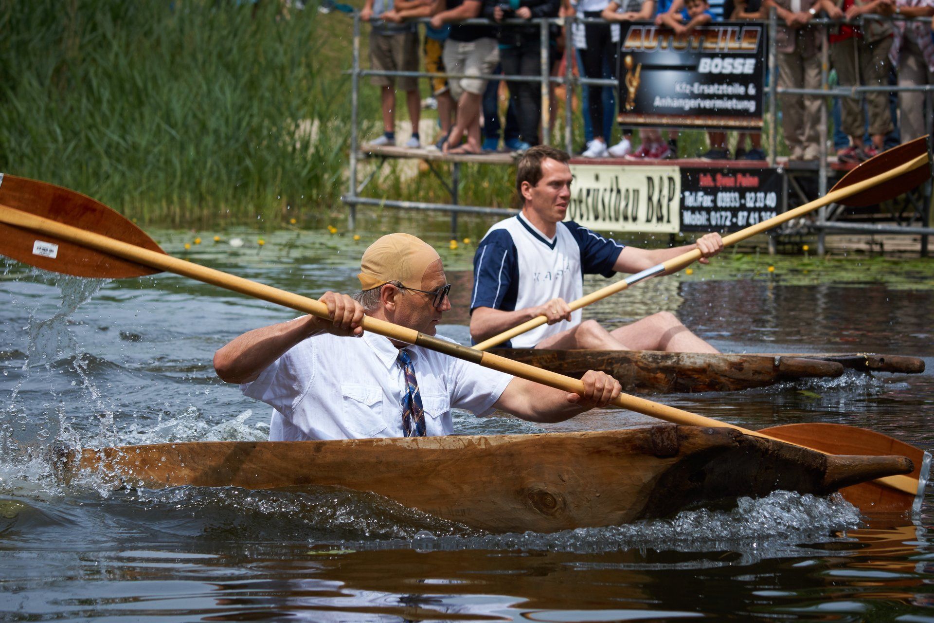 verkleideter Paddler